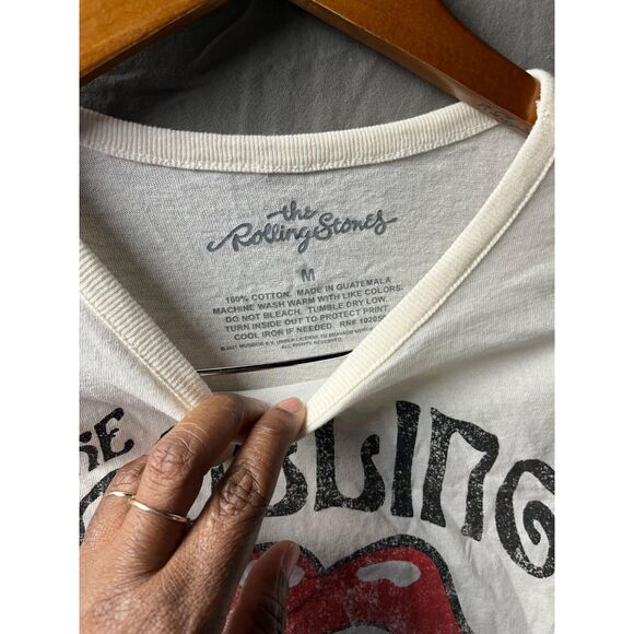 The Rolling Stone Crop T-Shirt Women M Ivory Short Sleeve Crew Neck Logo Graphic - Picture 3 of 3